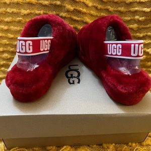 NEVER WORN New in a box! - Cute UGG Fluff Slide